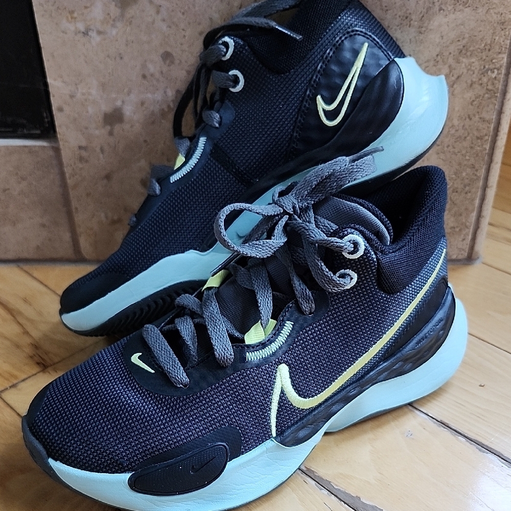Nike Renew Running Shoe Size US7 W